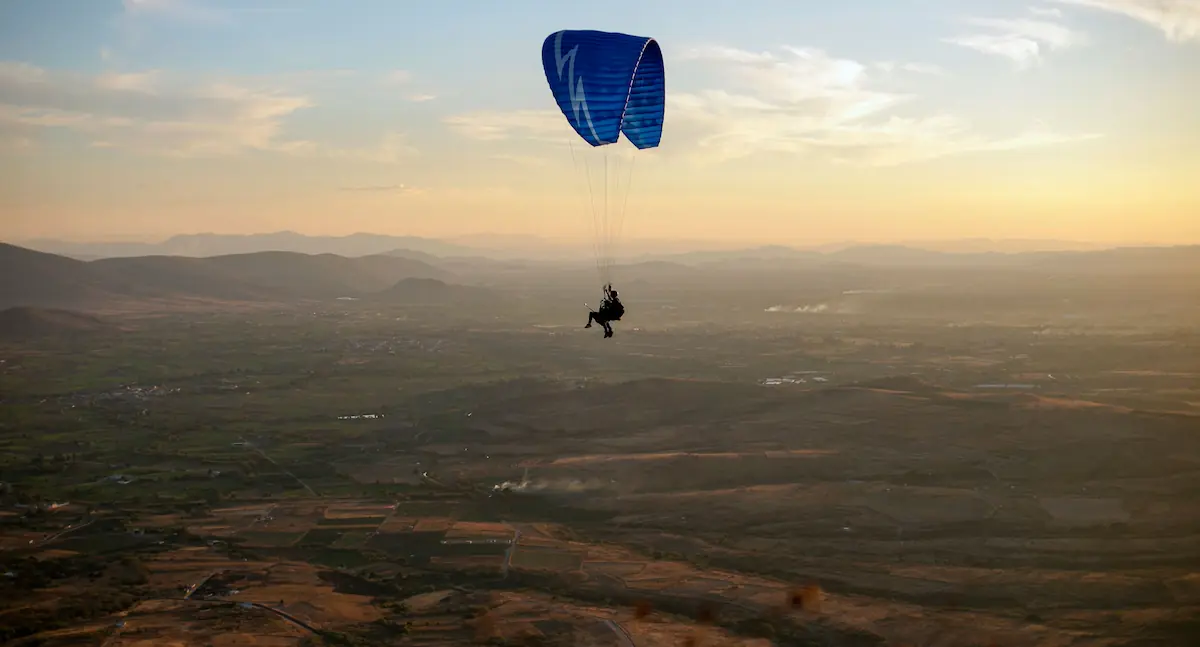 Parapente y Paracaidismo